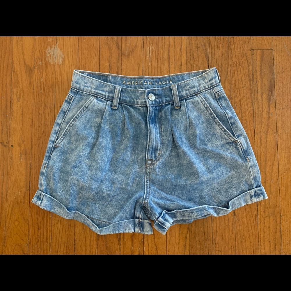 American Eagle Mom Shorts